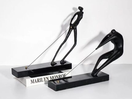 Set of 2 Push Pull Figures