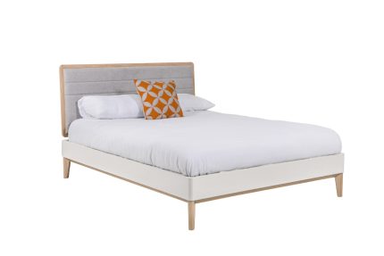 Marlow Bed 5' - Cashmere Oak